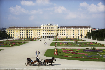 Donau_Passau-Wien_Wien_Schloss_Schonbrunn_Wien-13_Osterreich_Werbung-Weinhaeupl_30769.jpg.jpg